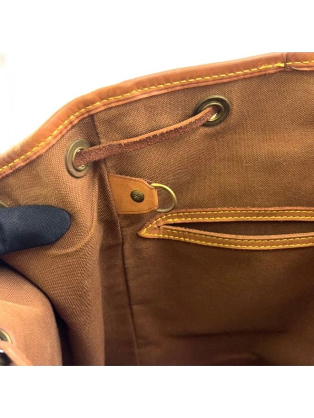 Louis Vuitton Montsouris MM Monogram Leather Brown Light Backpack Gold - Picture 5 of 15